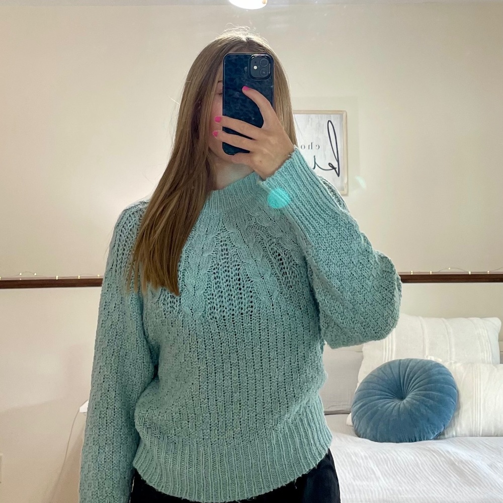 american eagle sweater